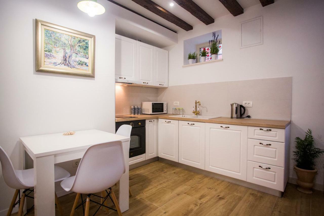 Studio Apartman Ana سبليت المظهر الخارجي الصورة