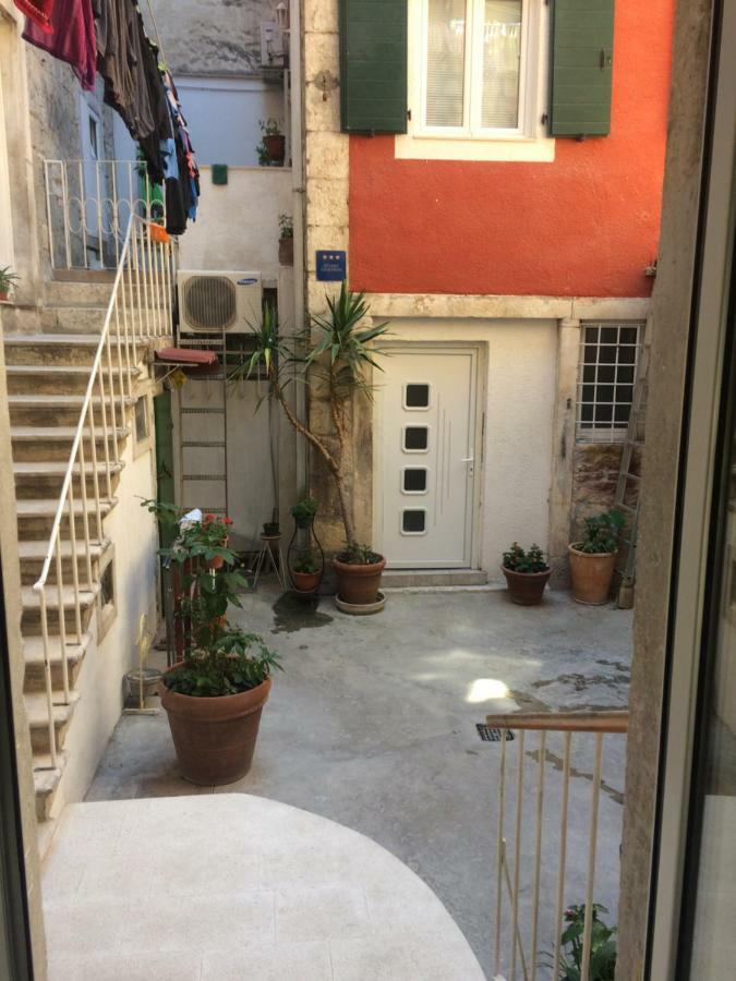 Studio Apartman Ana سبليت المظهر الخارجي الصورة